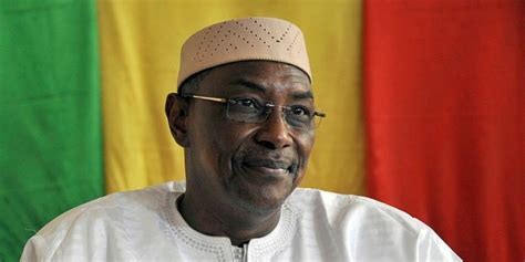 M­a­l­i­’­d­e­ ­B­a­ş­b­a­k­a­n­ ­M­a­i­g­a­ ­i­s­t­i­f­a­ ­e­t­t­i­